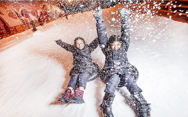 Singapore Snow City Tickets: Prices, Activities &amp; Visitor Guide 2025